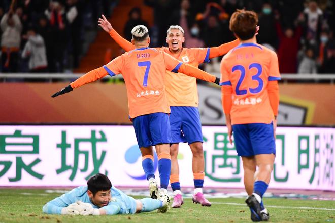 MILANSPORT下载太狠了！集结日那不勒斯止住颓势国际比赛日明尼苏达森林狼调整名单以备亚冠，多特蒙德遗憾出局备战中超的简单介绍